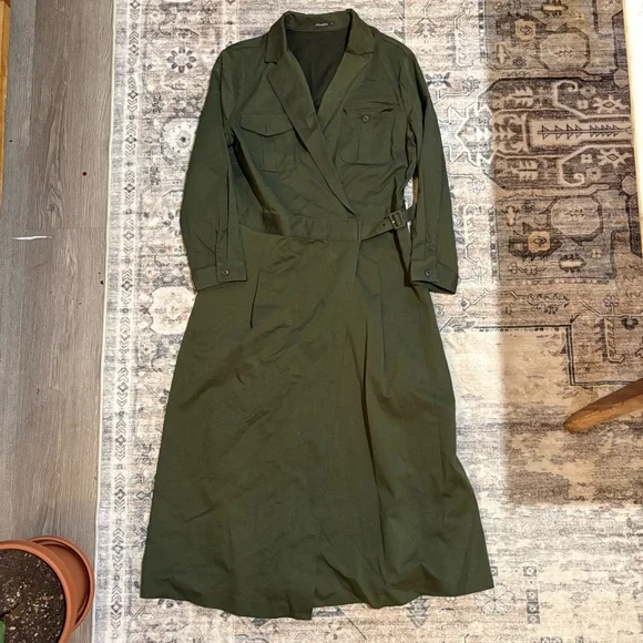 J.McLaughlin Nikita olive green wrap belted utility midi dress size M - Picture 3 of 12